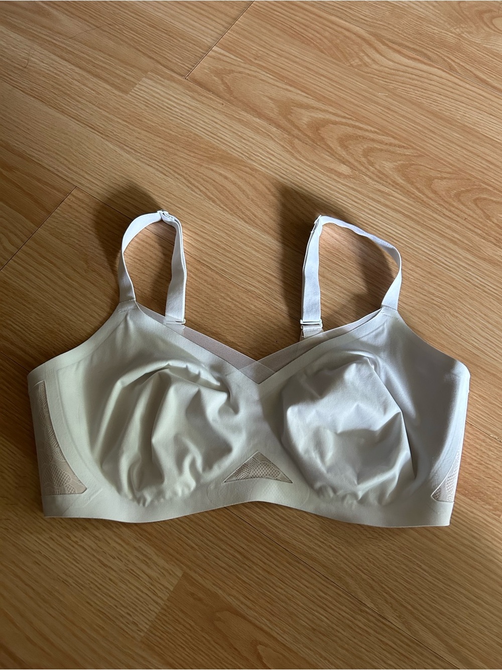 Honeylove White Crossover Wireless Bra 40 C/D 1X